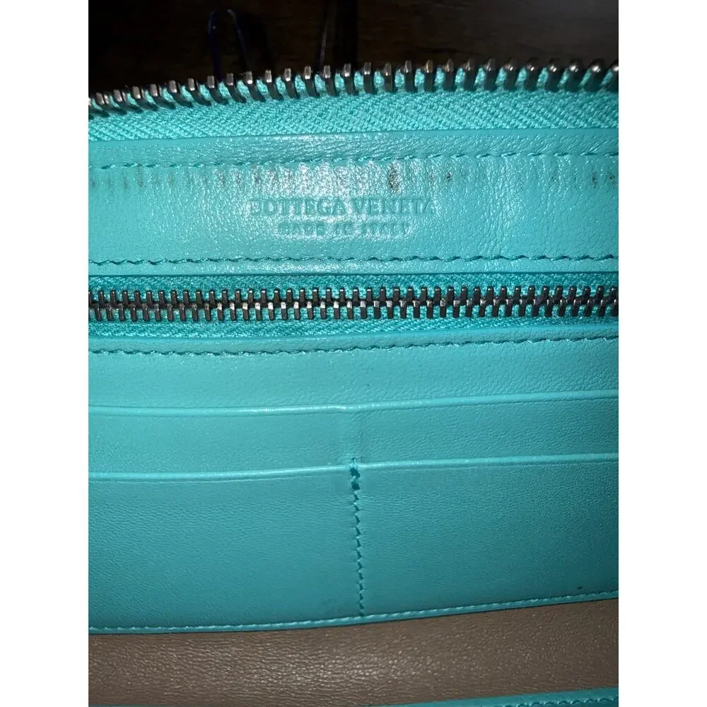 Bottega Veneta Intrecciato Zip-Around Wallet in Turquoise Leather with coa